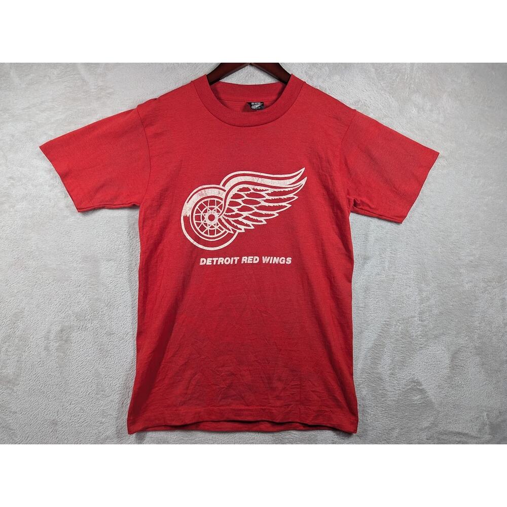 Vintage Single Stitch NHL Detroit Red Wings Red Shirt Size SMALL Made in USA